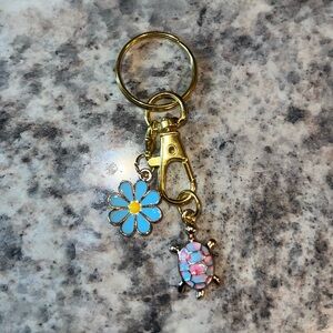 BRAND NEW Cotton Candy Turtle Floral Keychain